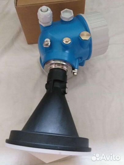 Микроволновой уровнемер Endress+Hauser FMR50