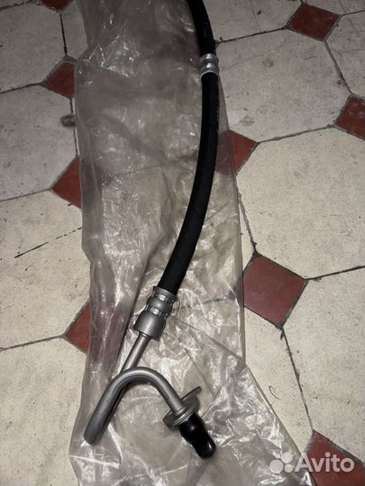 Jaguar XF шланг гур доя насоса рулевого механизма