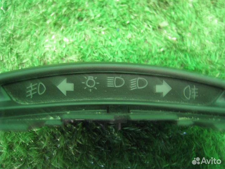 Кнопки мультимедиа на руль Citroen C4 Grand Picas