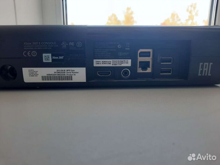 Xbox 360, полный комплект и 7 игр