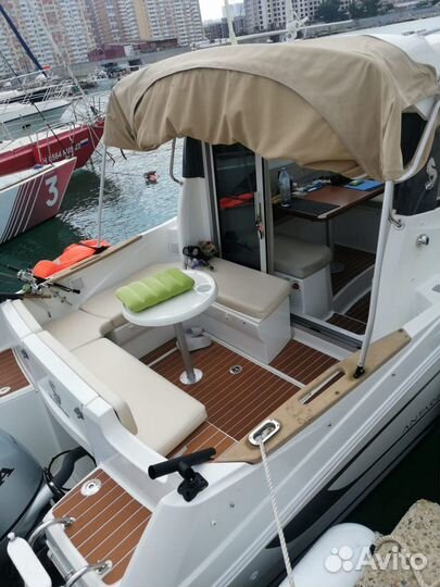 Морские прогулки, аренда катера, рыбалка