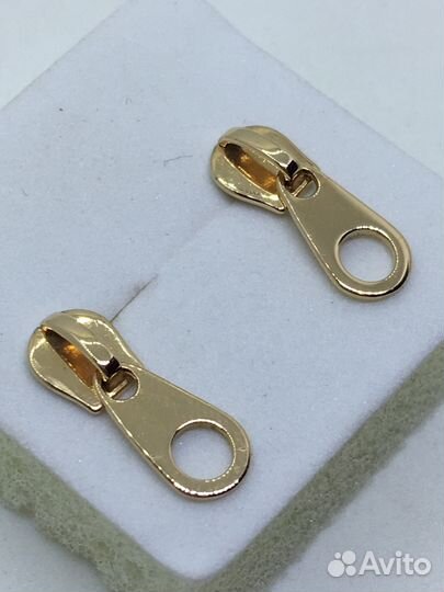 Серьги-гвоздики