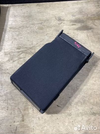 Подлокотник задний Mercedes-Benz E-Class W211