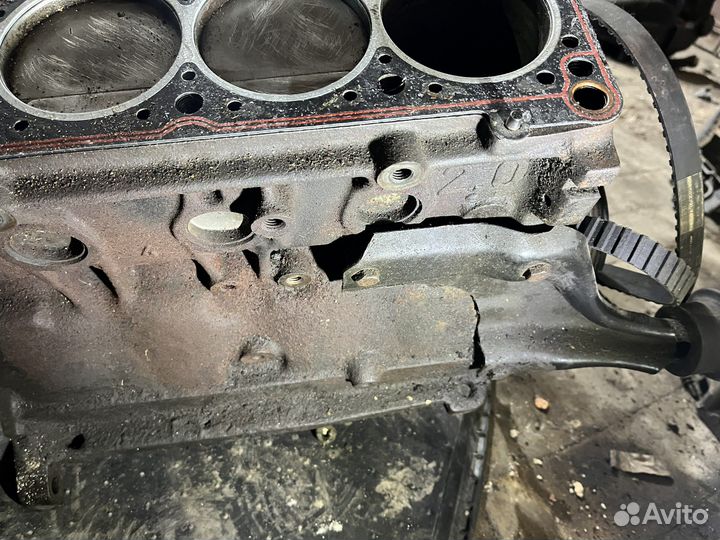 Двигатель Audi 80 B4 ADA 2.0 блок с поршнями