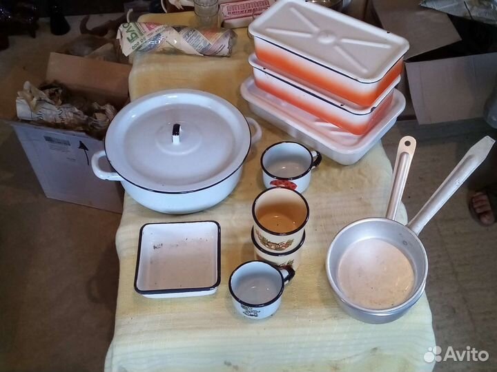 Кружки, кастрюли. Дуршлаг ковшик судочки