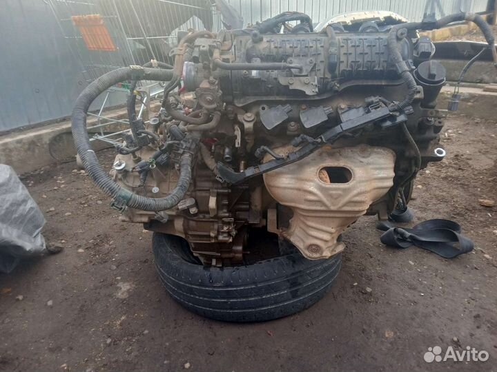 Продам двигатель с коробкой Хонда фит L A13