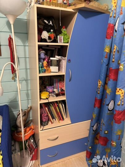 Мебель в детскую комнату