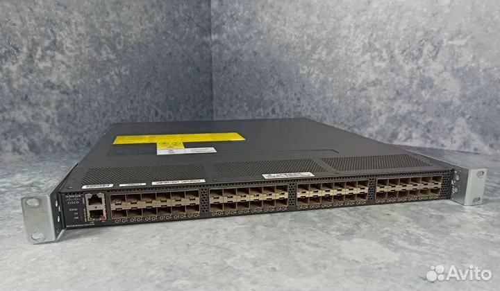 Коммутатор Cisco DS-C9148-16P-K9