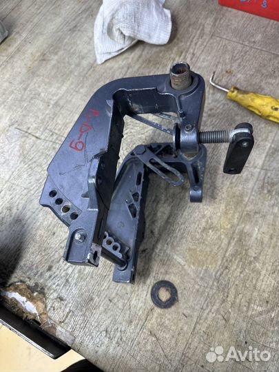 Щечки (Струбцины) Yamaha F8