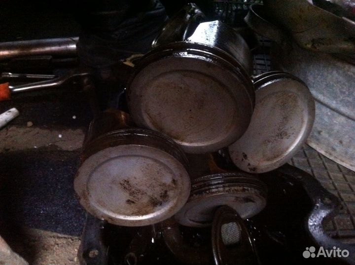 Поршни Ford Focus 1 (Форд Фокус 1)