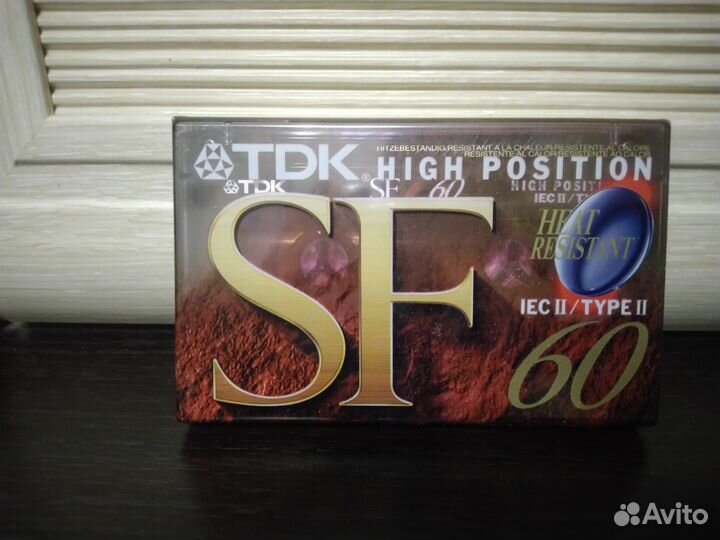 Нераспечатанные аудиокассеты Sony и TDK