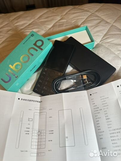 Телефон QIN F22