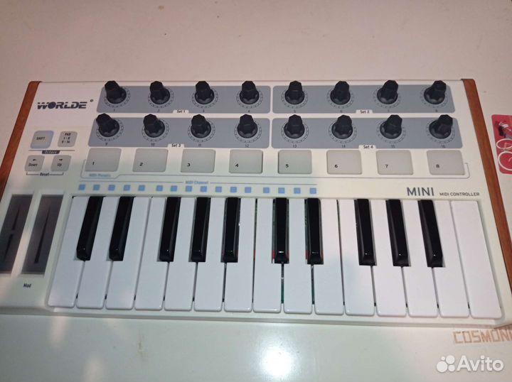 Midi клавиатура Worlde mini