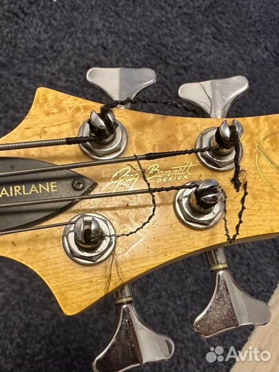 Бас гитара с чехлом