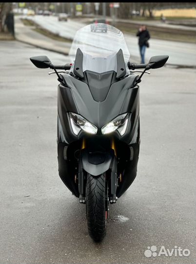 Макси-скутер Yamaha T-MAX 560