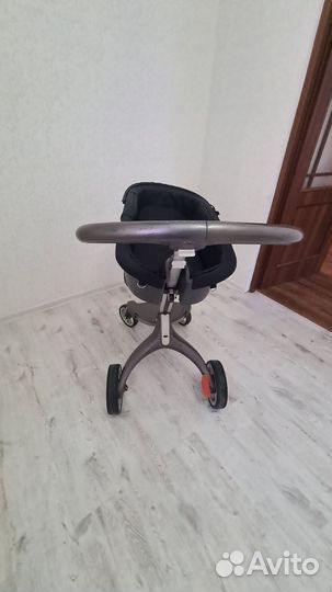 Коляска stokke