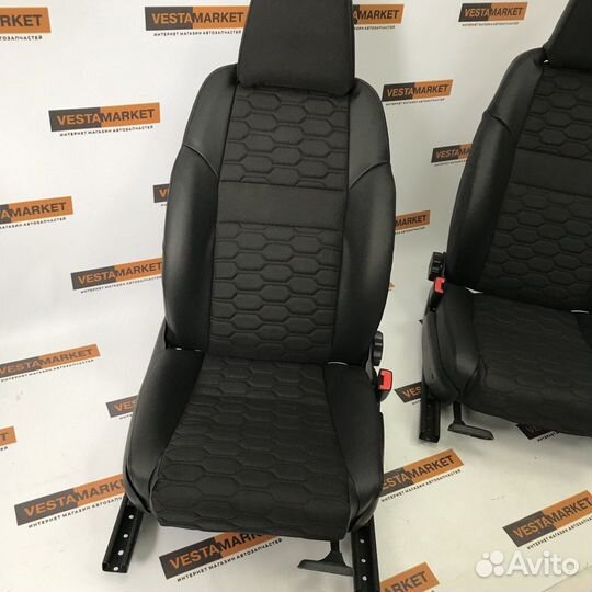 Салон Гранта Спорт, Калина-2 в коже