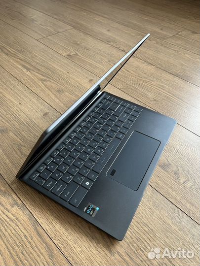 Ноутбук MSI Preatige 14Evo A12M