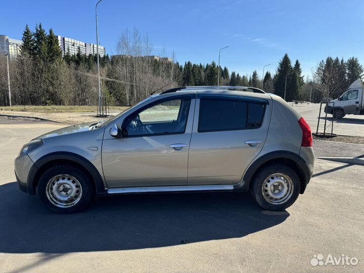 Renault Sandero Stepway 1.6 МТ, 2013, 127 300 км