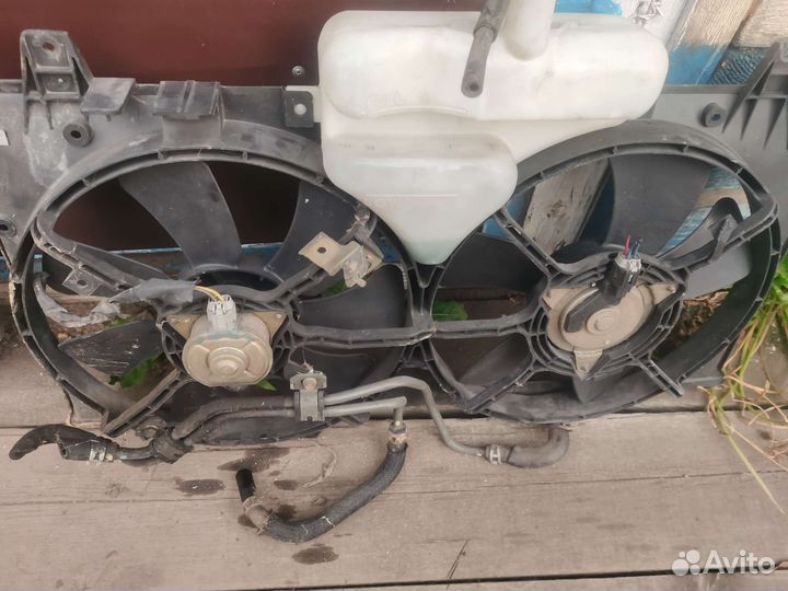 Диффузор радиатора и радиатор кондиционера