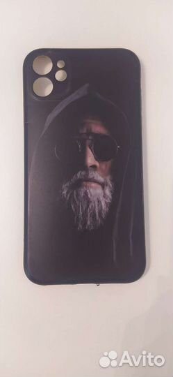 Чехол на iPhone 11