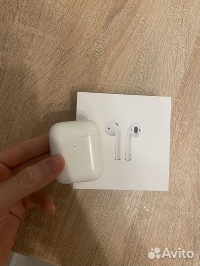 Наушники airpods
