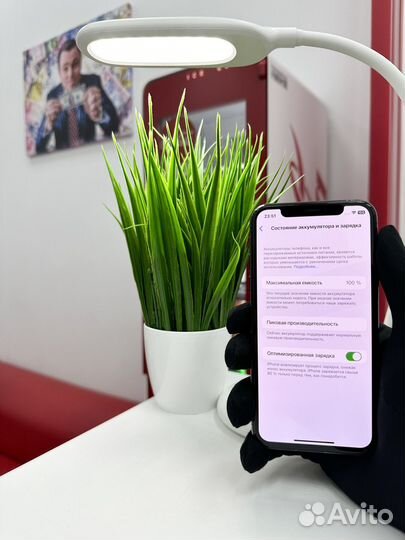 iPhone X, 64 ГБ
