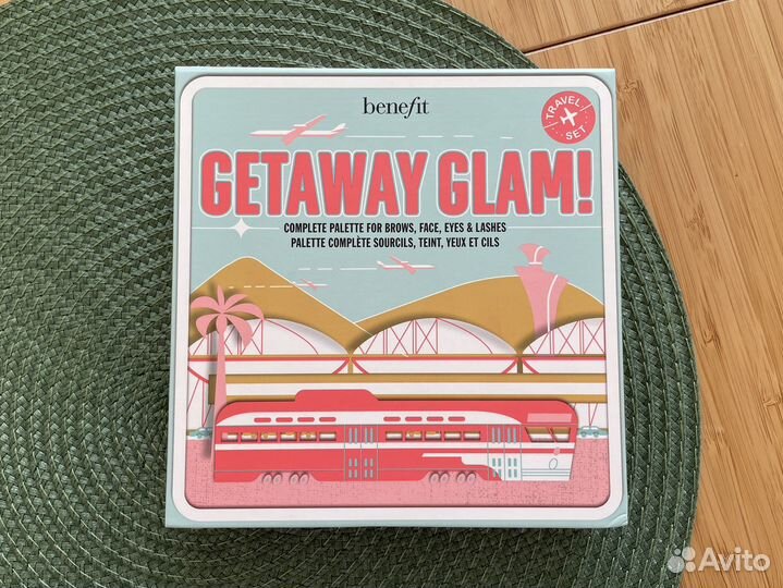 Набор Benefit getaway glam Travel Set