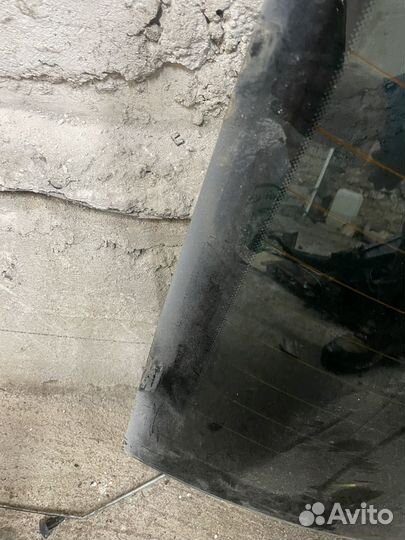 Стекло заднее Mitsubishi Galant 8 USA