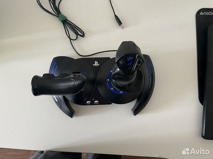 Thrustmaster T.Flight Hotas 4