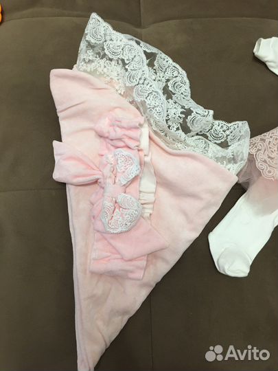 Комплект на выписку для девочки