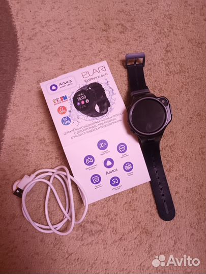 Детские часы с камерой KidPhone 4GR elari