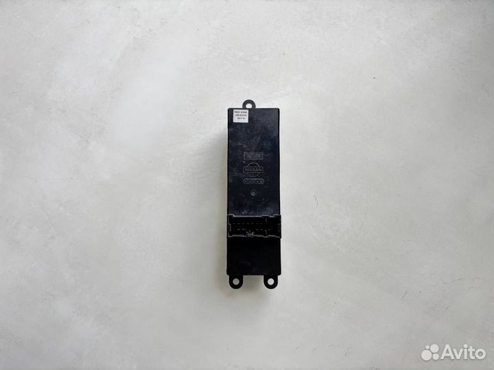 Блок стеклоподъемников Nissan Primera P12