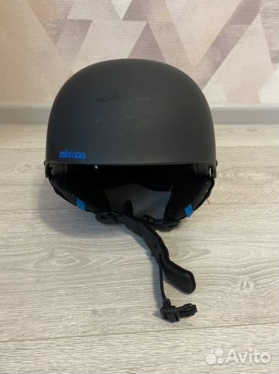 Шлем для сноуборда