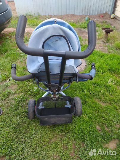 Трехколесный велосипед