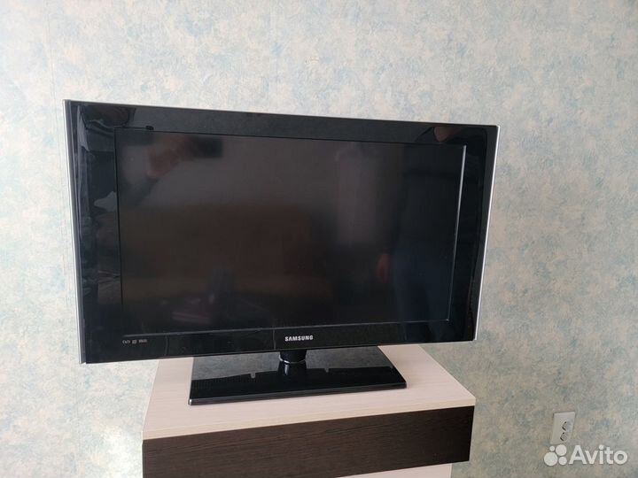 ЖК телевизор Samsung LE32A556P1F