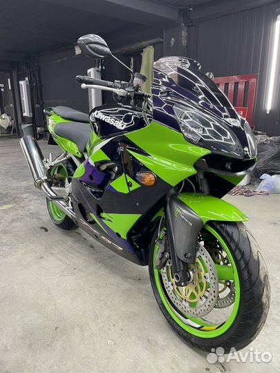 Kawasaki ZX9R Ninja, 2001г. Без пробега по РФ