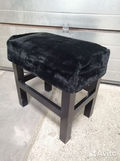 Банкетка для игры на фортепьяно