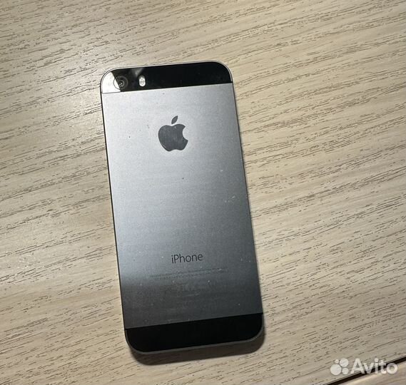iPhone 5S, 64 ГБ