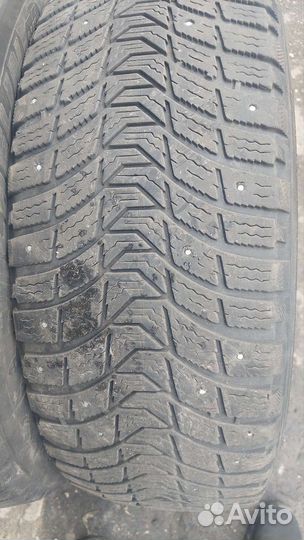 Michelin Latitude X-Ice North 3 215/60 R16