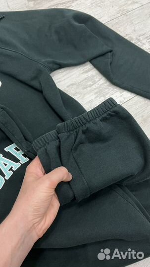 Костюм женский gap