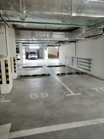 Машиноместо, 15 м²