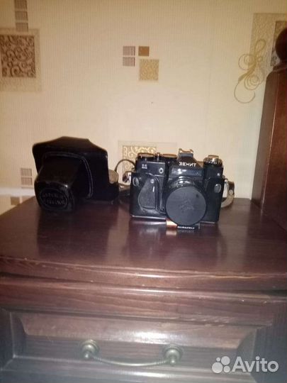 Плёночный фотоаппарат и фотоувеличитель СССР