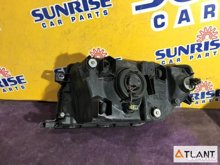 Фара mitsubishi pajero IO