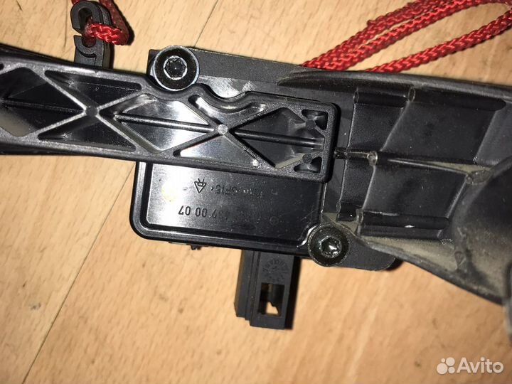 Замок лючка бензабака Мерседес мл 164