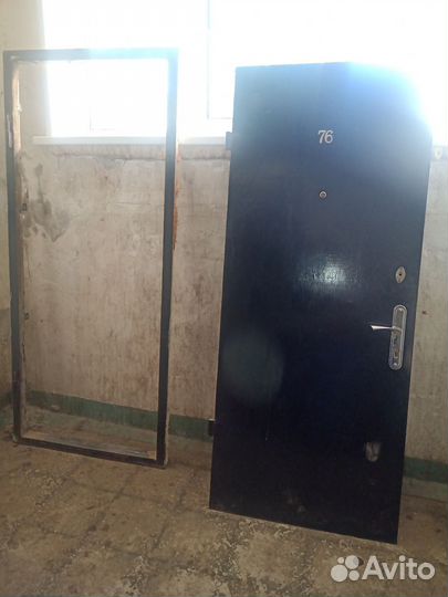 Дверь входная металлическая