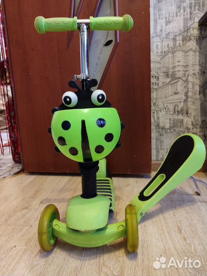 Самокат детский трехколесный с сиденьем