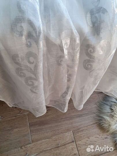 Тюль с серебрисым узором