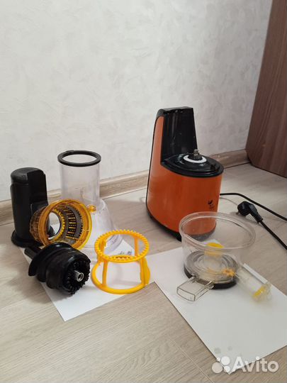 Соковыжималка шнековая kitfort кт 1102-1