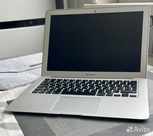 Apple MacBook Air 13